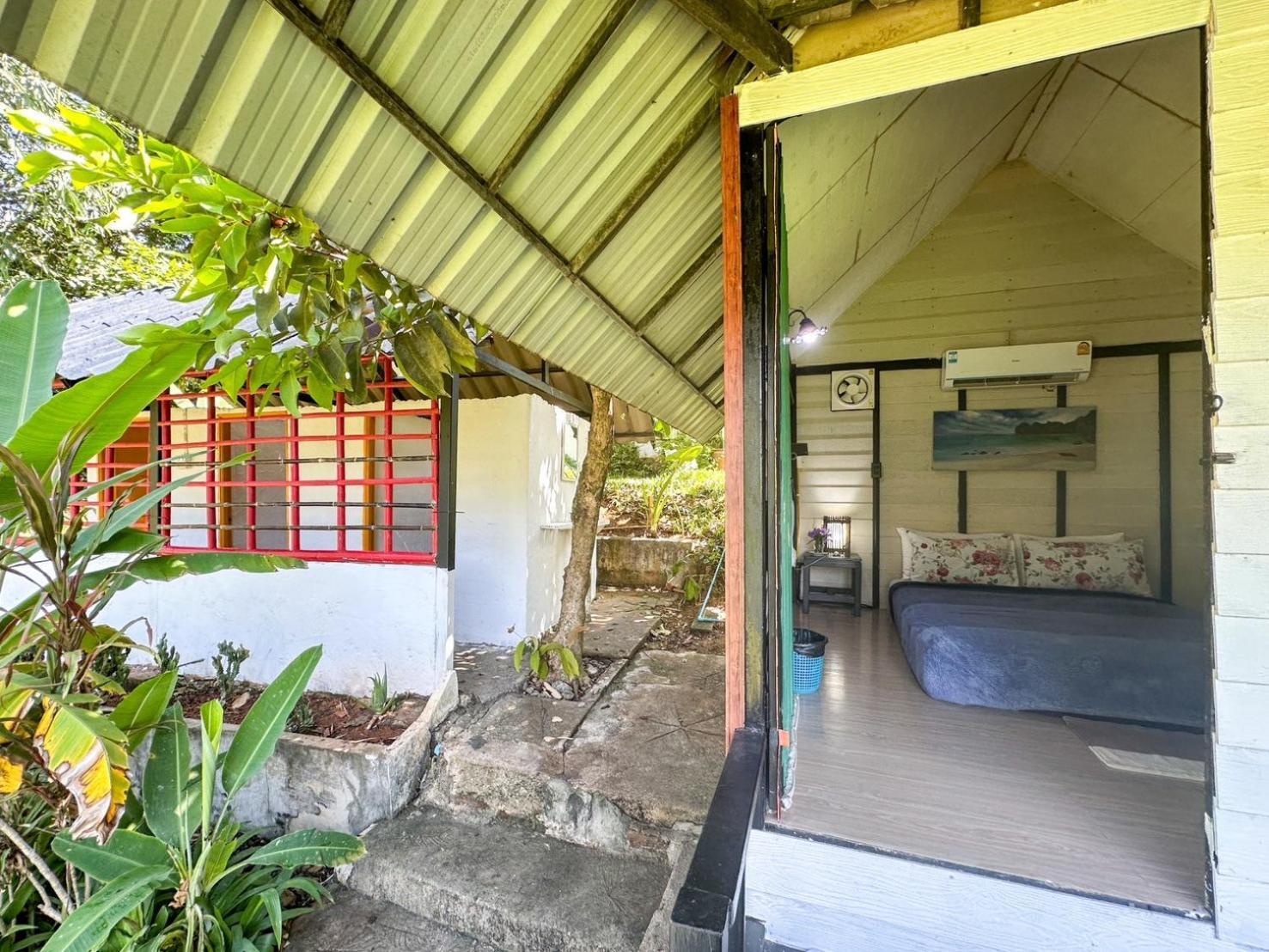 Baan Suanthip Homestay - Aoluek Natural Retreat Ao Luk Екстериор снимка